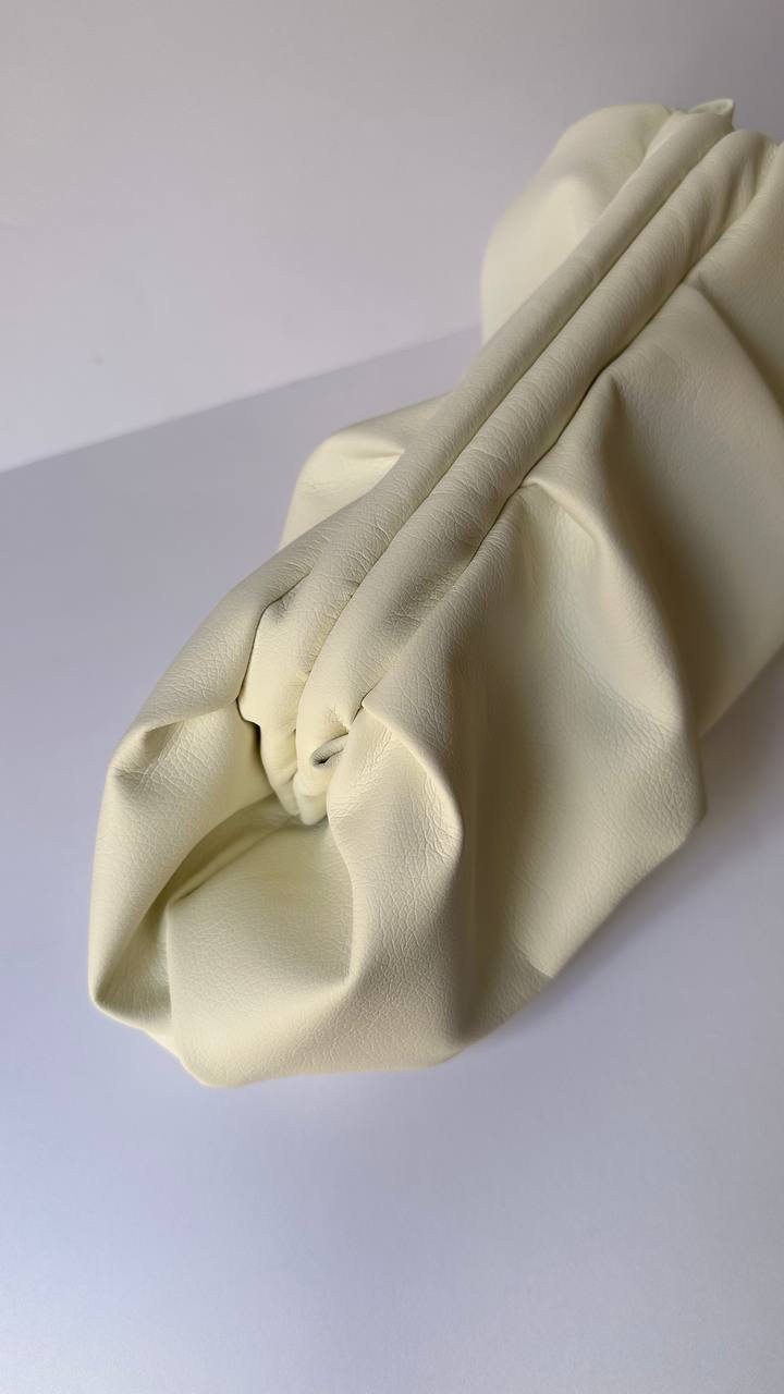 Clutch Lula May White