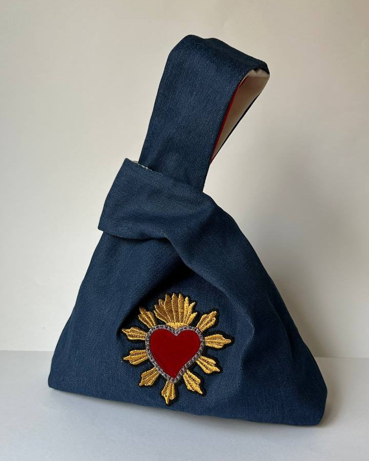 Japanese knot Heart