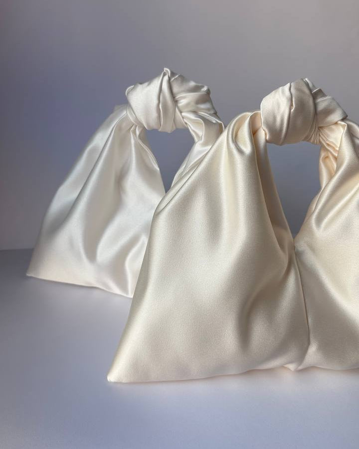 Bag One Knot warm ecru