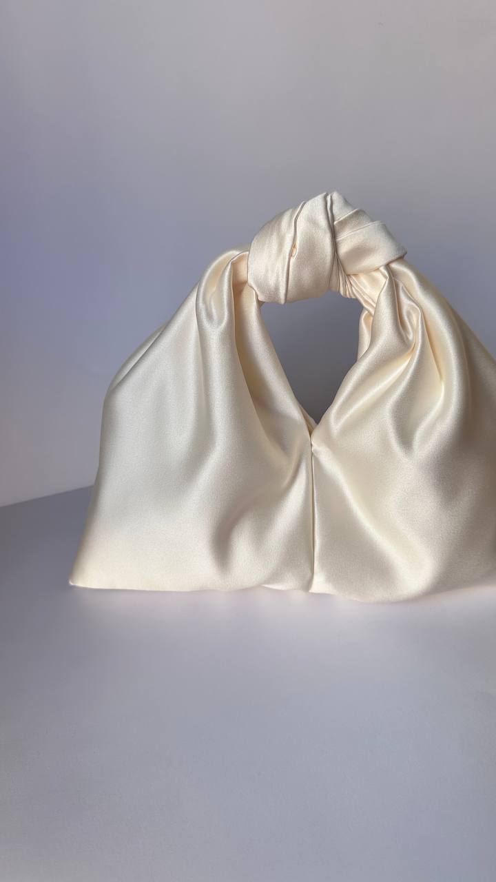 Bag One Knot ivory