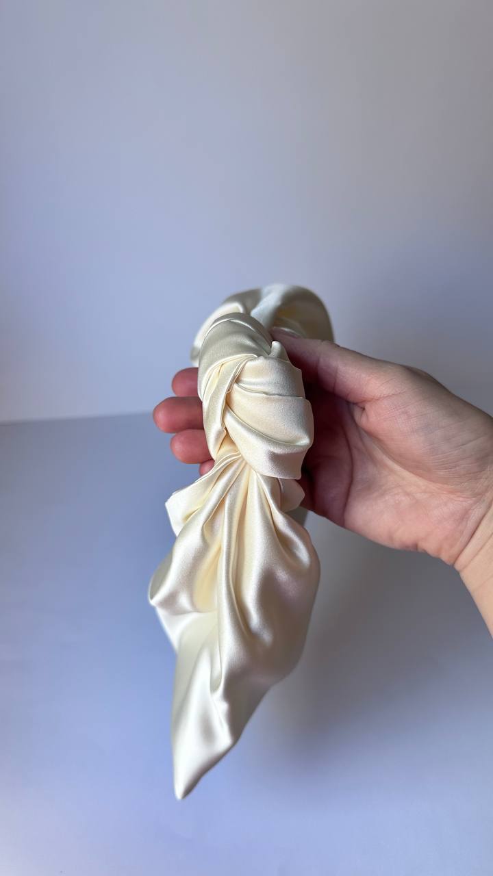 Bag One Knot warm ecru