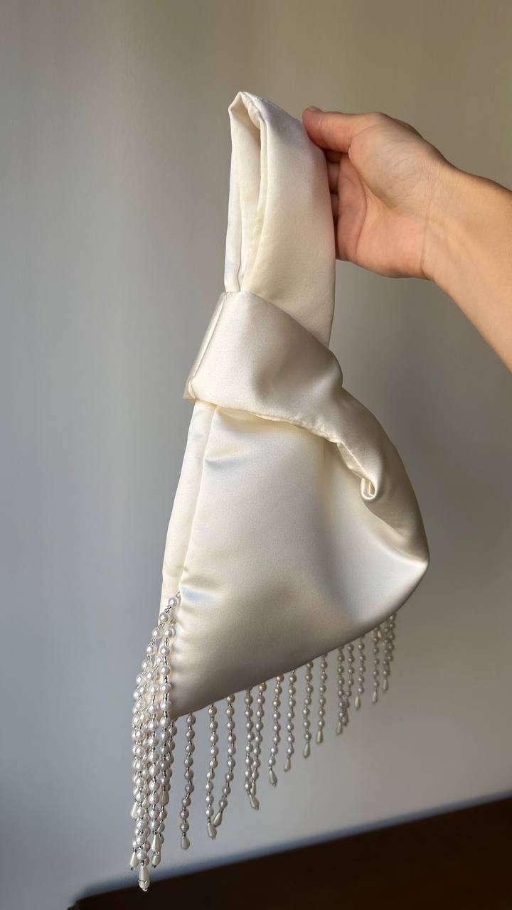 Wedding statement bag with beads