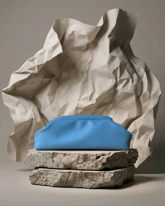 Baguette clutch in Blue