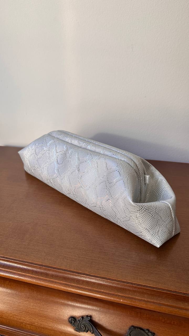 Baguette clutch in Silver Snake